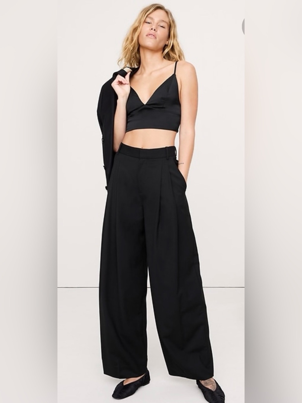 NWT Banana Republic Stretch Satin Black Bralette Sz Small (#853471)